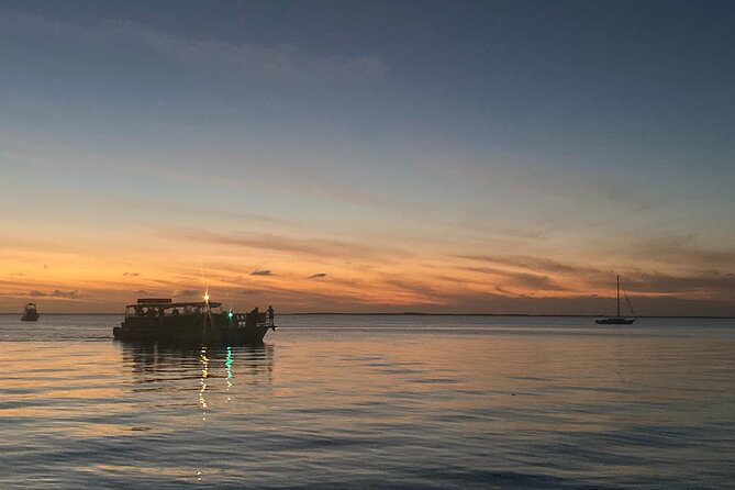 1.5 Hour Bay Side Key Largo Sunset Cruise on a Spacious Catamaran - Setting out from Key Largo at 6:30 pm