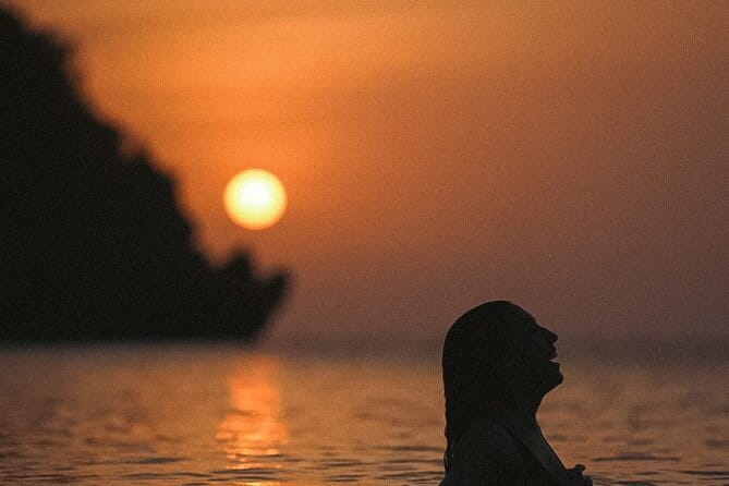 2 Days 1 Night The Catba Catamaran Paradise Cave Tour - What the overnight stay adds on day two