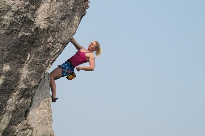 2 Days 1 Night The Catba Catamaran Paradise Cave Tour - Is $99 good value?