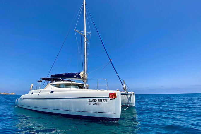 2 hour Catamaran Boat Tour - Food, drinks, and what to pack