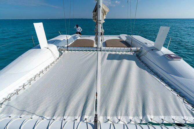 2 in 1 Catamaran to Isla Mujeres Tour from Cancun with Open Bar - Leaving from Playa Tortugas in Cancun