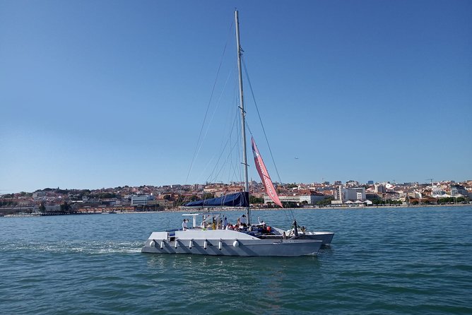 2H Private Sailing Catamaran "Vertigo" Tour in Lisbon up to 18pax - The Christ statue across the river