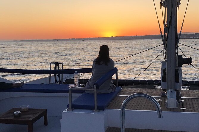 2H Private Sailing Catamaran "Vertigo" Tour in Lisbon up to 18pax - Is the group price good value?