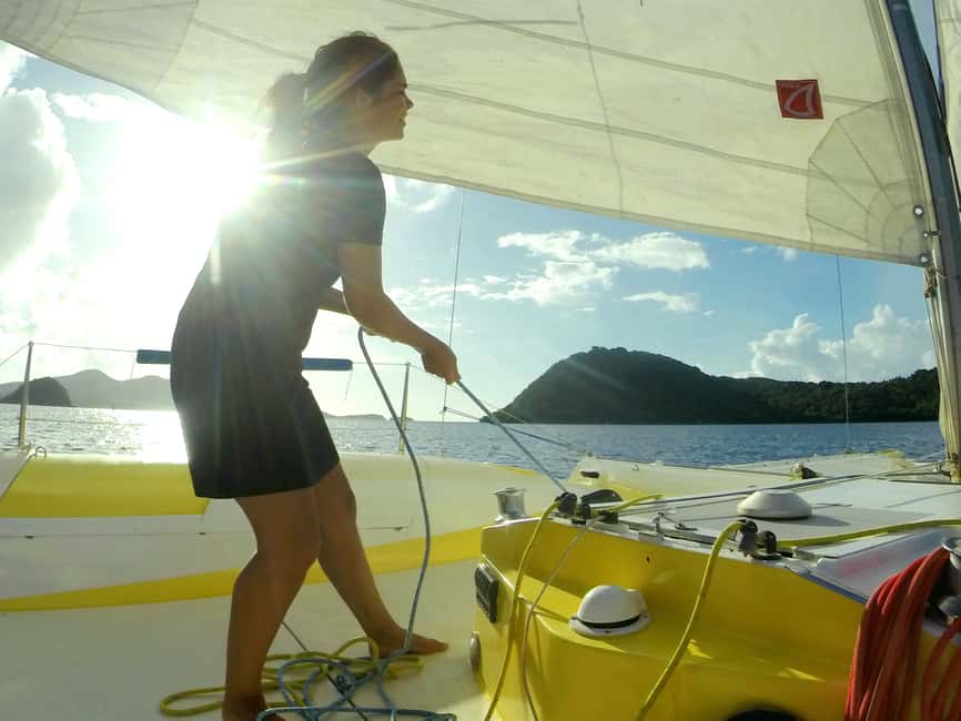 2h Sailing catamaran in La Baie des Saintes - Grande Baie and the turtle swim