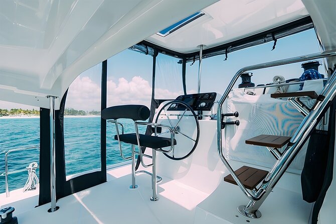 3 Hour Catamaran Experience in a Private 42' Lagoon - Who will enjoy this catamaran most?