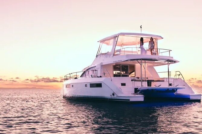 3-Hours Sunset Catamaran Cruise with Dinner all Inclusive - Comfort, cleanliness, and the practical details