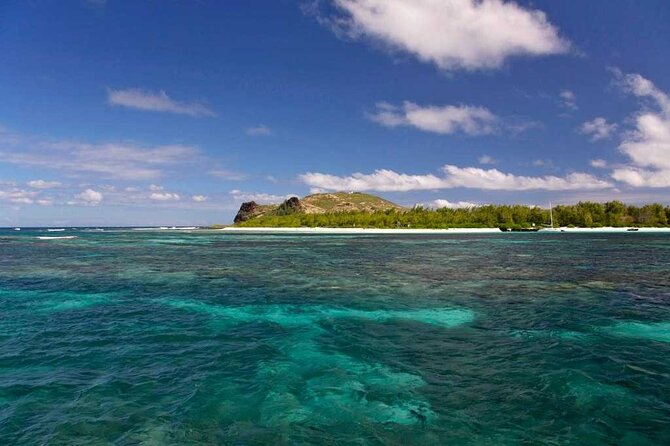 3 North Islands Catamaran Cruise with Lunch & Drinks on island. - A full day on Mauritius’s northern water