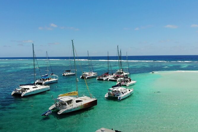 3 North Islands Catamaran Cruise with Lunch & Drinks on island. - Ile Plate and the turquoise lagoon
