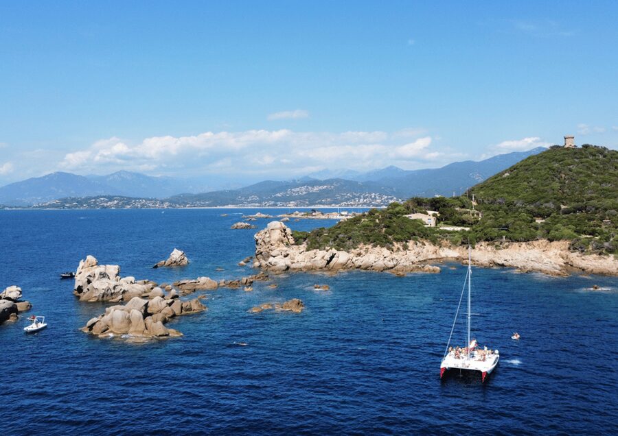 3H30 Explore the south shore of the bay of Ajaccio Catamaran - Swimming, snorkeling, and paddleboarding in calm water