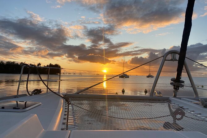 4 Days and 3 Nights in Catamaran on Raïatea and Tahaa - A small catamaran, not a standard island cruise