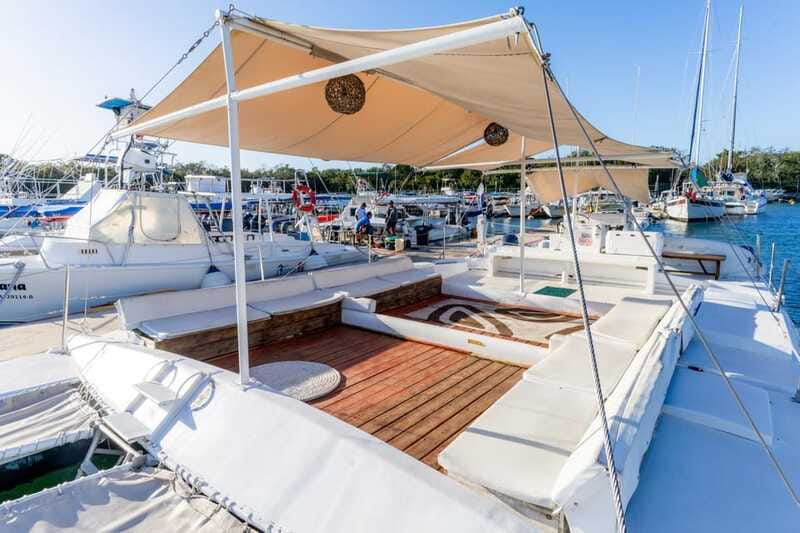 4 Hour Turtle Sanctuary Experience on a Luxury Catamarán - What to pack and what not to forget