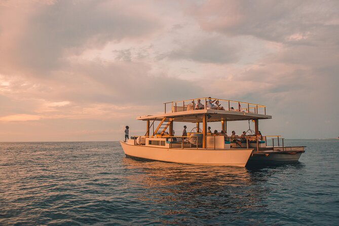 4-in-1 • Gili Islands Half-day Snorkel & Lunch Catamaran Tour - Breakfast first, lunch later