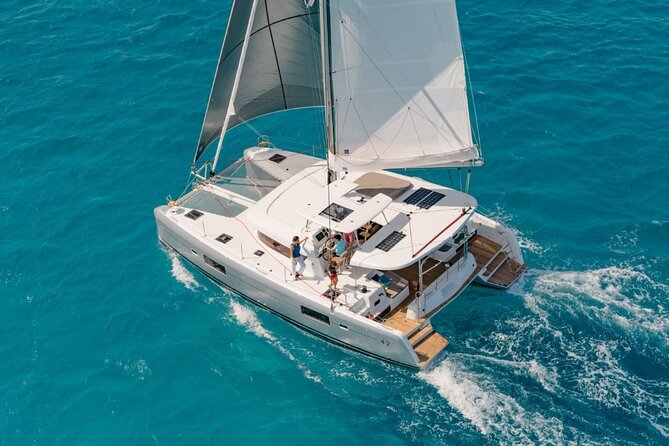 4H Private Vip Catamaran Tour with Swim Up to 18 people - Key Points Before You Book