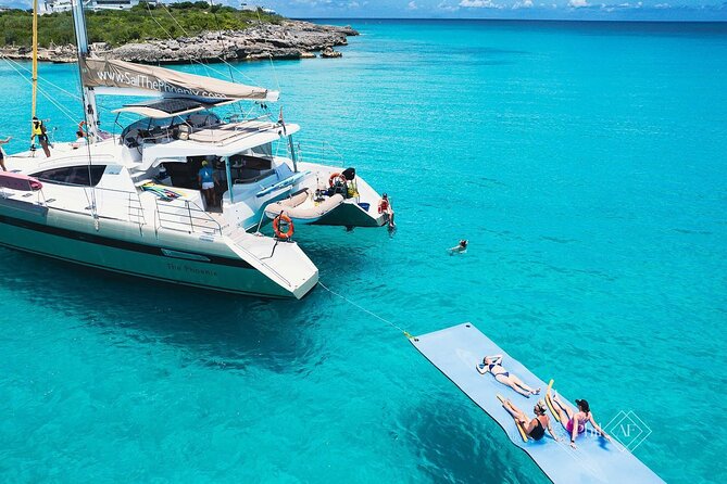 5 Hour Luxury Catamaran Day Sail in Sint Maarten on The Phoenix - A five-hour view of St. Maarten from The Phoenix