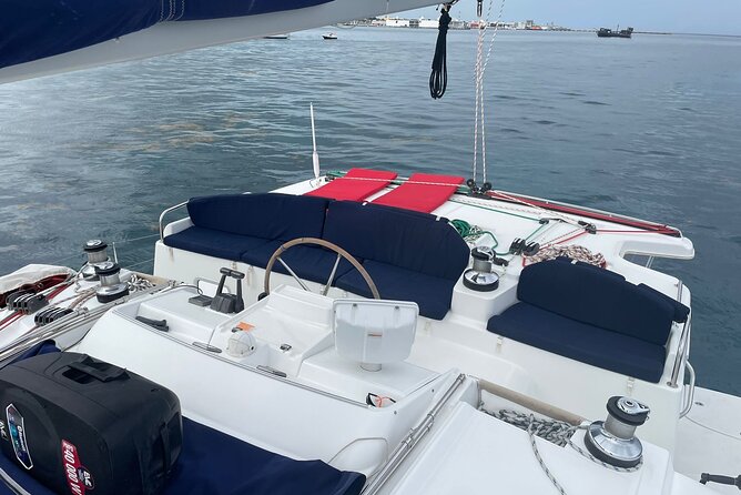5 Hr Private Catamaran Cruise with lunch and drinks to 15-20 ppl - A private way to see more of Cozumel
