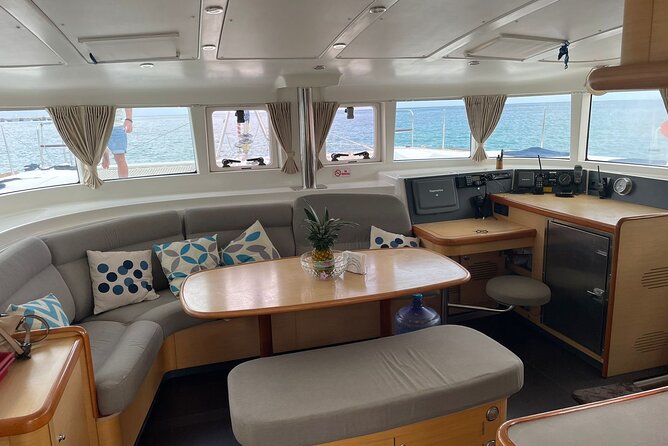 5 Hr Private Catamaran Cruise with lunch and drinks to 15-20 ppl - What the five hours feel like onboard