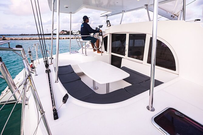 8H 38' Catamaran All-Incl. to Cozumel in Tulum & Playa del Carmen - Fishing adds a useful bit of spontaneity