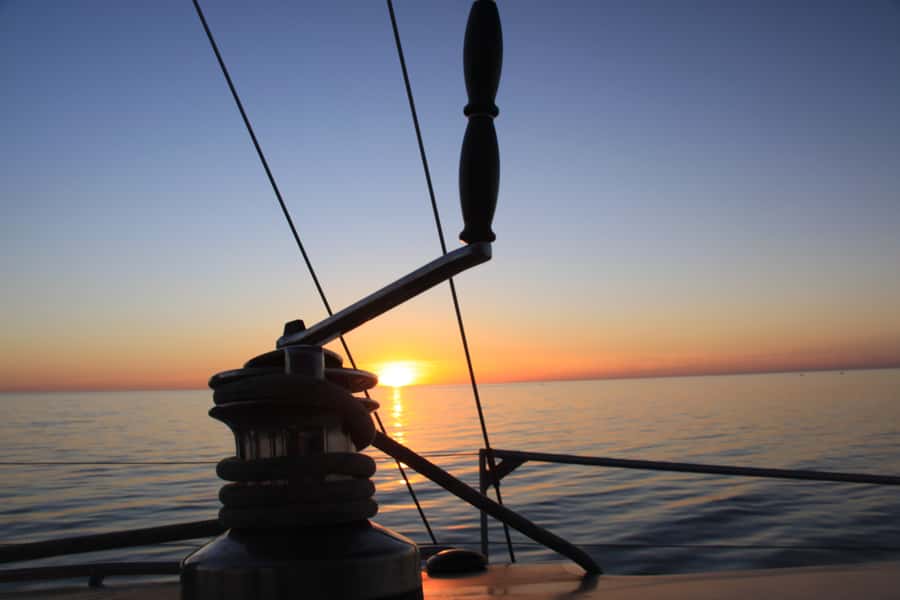 Adelaide: Glenelg Twilight Catamaran Cruise with Drink - Sailing out across the gulf