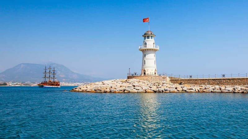 Alanya: Catamaran Boat Trip with Swimming Stops incl Lunch - Setting out from Alanya harbour