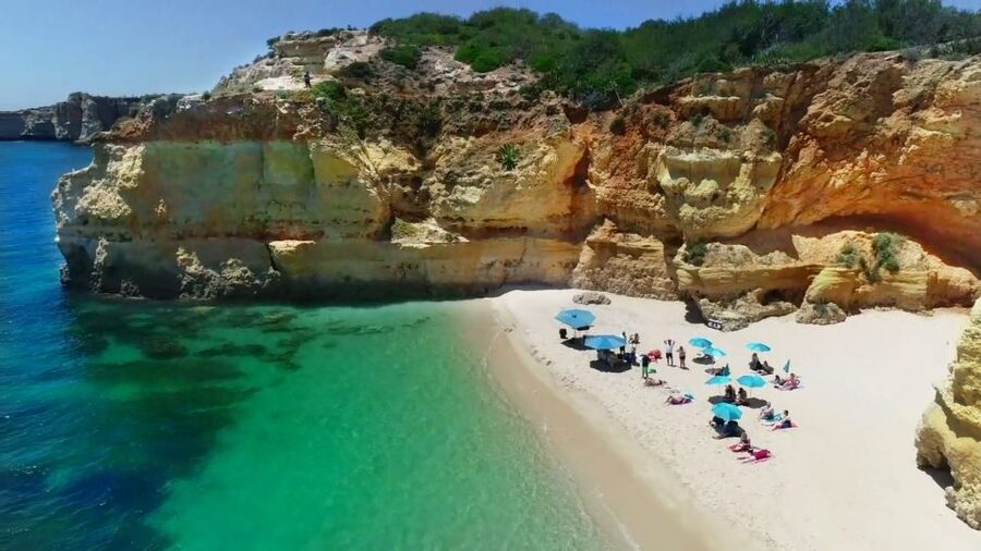 Albufeira: Catamaran Cruise with BBQ & Open Bar on the Beach - Who will enjoy this catamaran cruise?