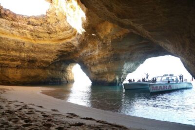 Caves and Coastline Catamaran Cruise to Benagil