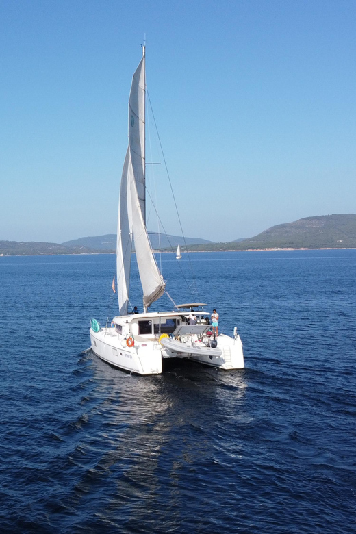 Alghero catamaran sunset tour Alghero - Sardinian wine and the aperitivo
