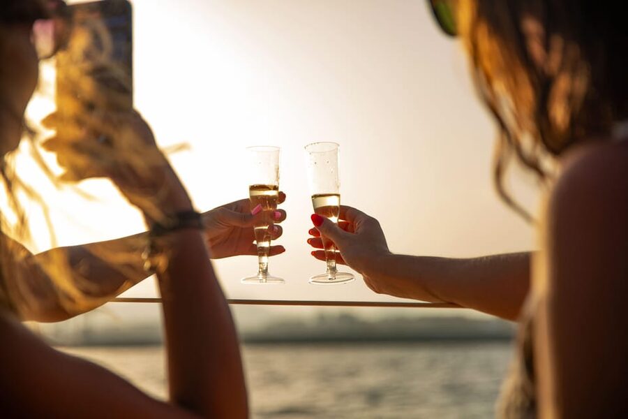 Alicante: 2-Hour Late Afternoon Catamaran Cruise - Quick points before you book