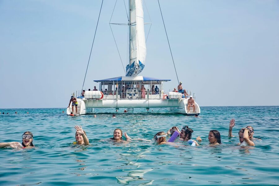 Alicante: 3-Hour Coastal Catamaran Cruise - Meeting the catamaran beside Alicante’s marina
