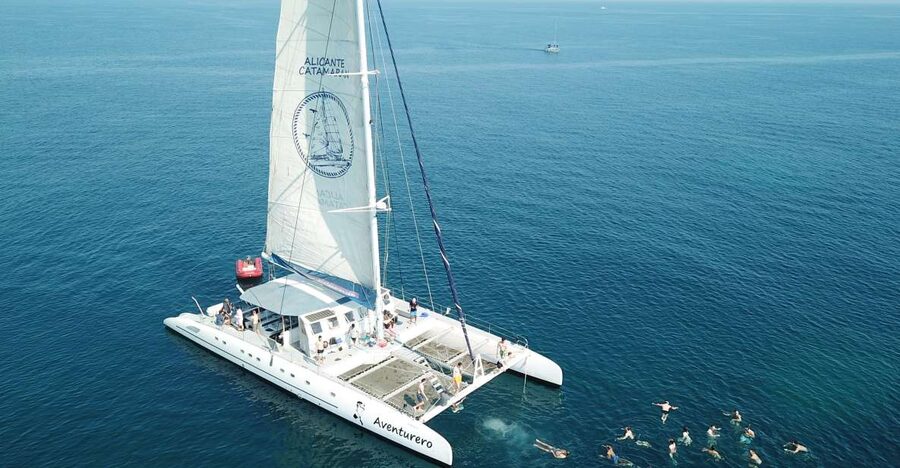 Alicante: 6-Hour Catamaran Cruise to Tabarca Island - Three hours to explore Tabarca village