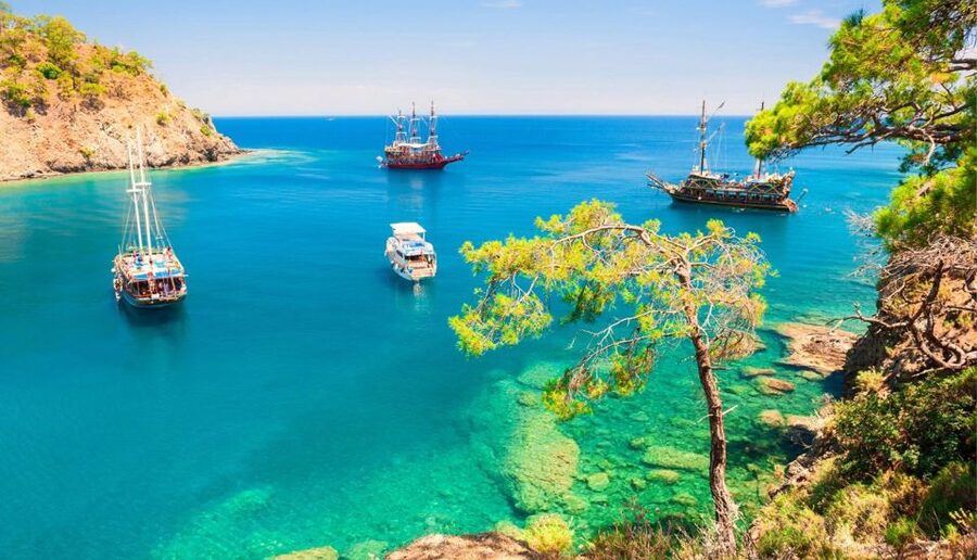Antalya & Kemer: Megastar Catamaran Cruise With Foam Party - Lunch on deck, with realistic expectations