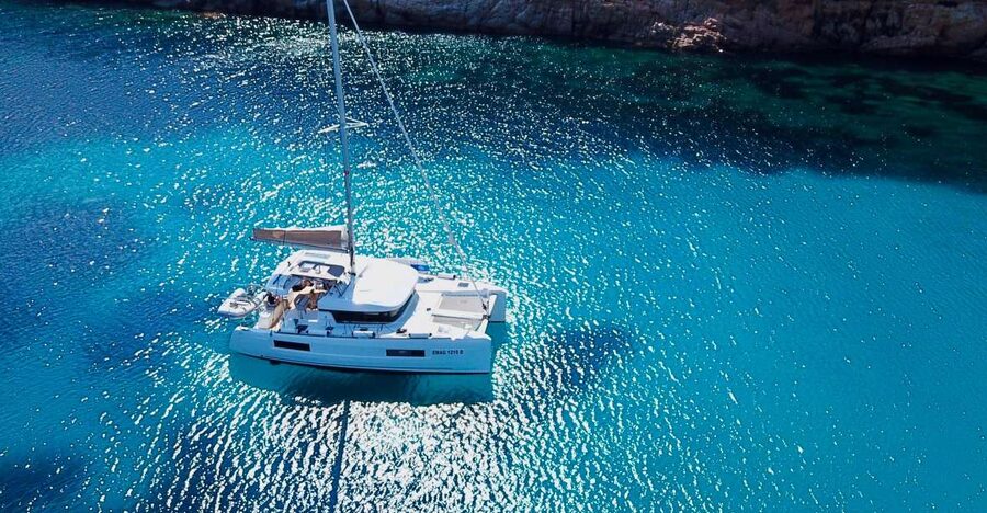 Archipelago di La Maddalena: Catamaran Tour Full day-Lunch - Who should book this Sardinia catamaran trip?