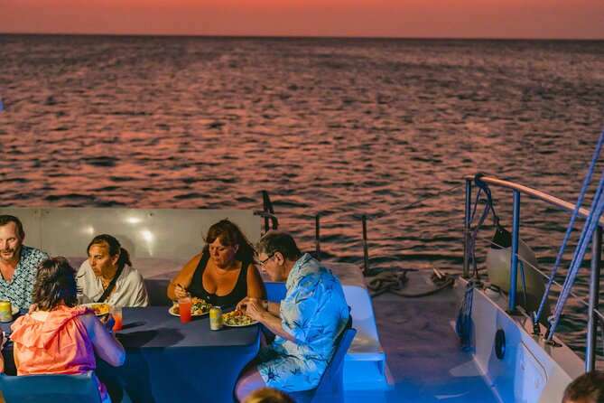 Aruba Sunset Sail Dinner Cruise with Open Bar by Catamaran - Sunset is the main event