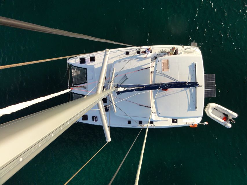 Athens: Catamaran Cruise with Fresh Lunch and Wine - Should you book it?