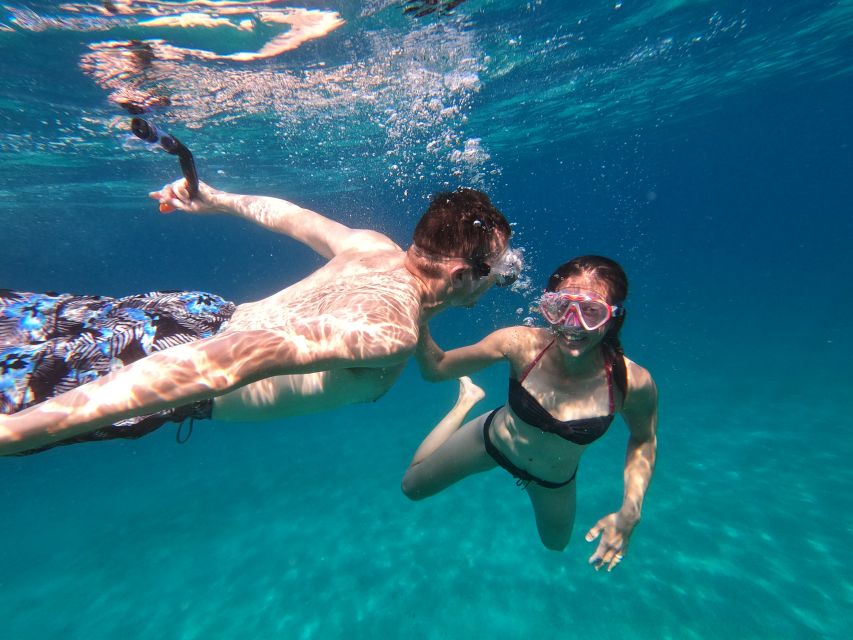Athens: Catamaran Cruise with Fresh Lunch and Wine - Greek lunch prepared on the boat