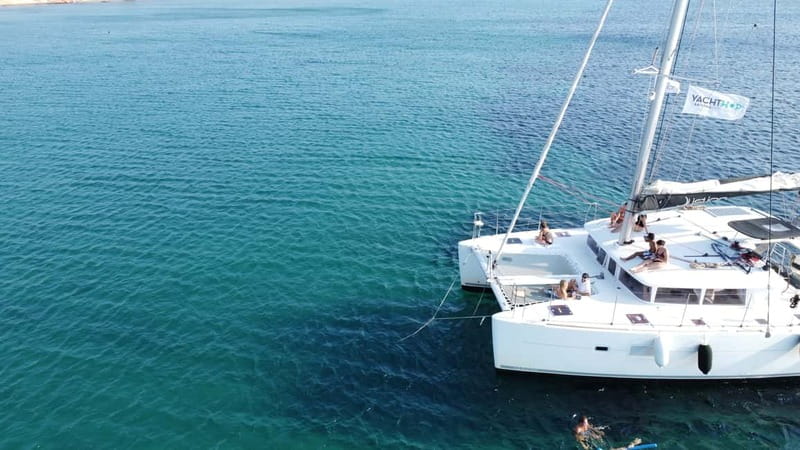 Athens: Half-Day Morning Catamaran Cruise with Meal & Drinks - Lunch with the boat still in view