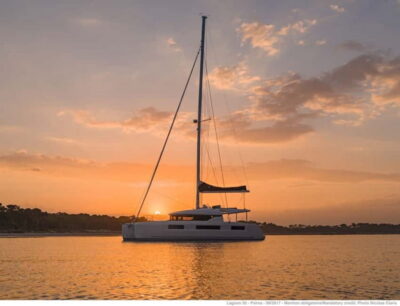 Half-Day Sunset Catamaran Cruise with Meal & Drinks