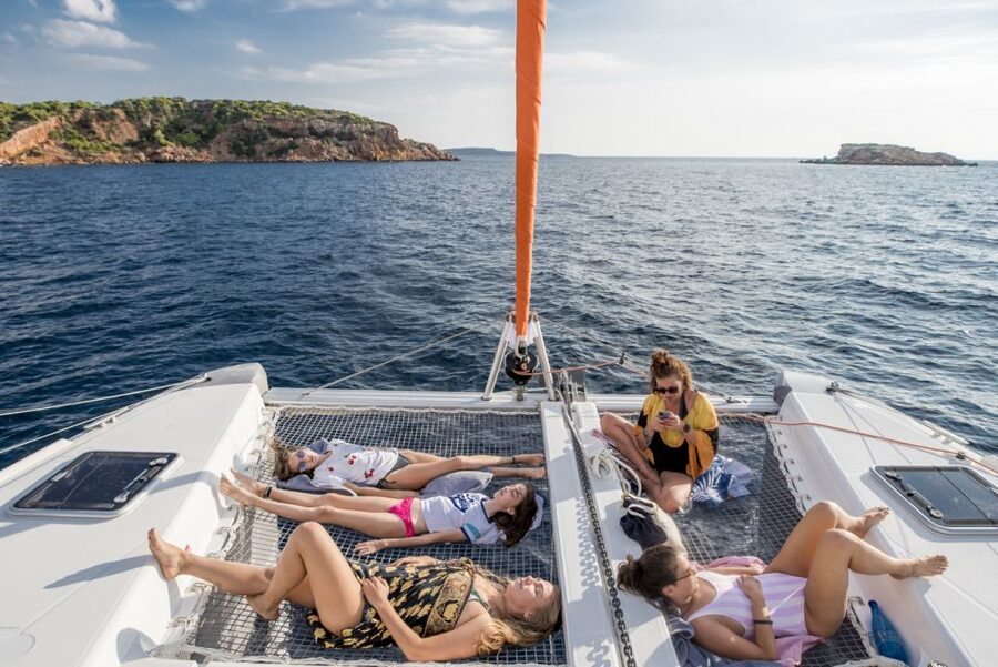 Athens: Half-Day Sunset Catamaran Cruise with Meal & Drinks - What the $159 price really buys