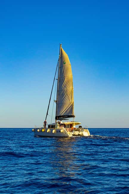 Athens: Private Catamaran Cruise w/ BBQ, Open Bar & Transfer - Getting from Athens to Kallithea Marina