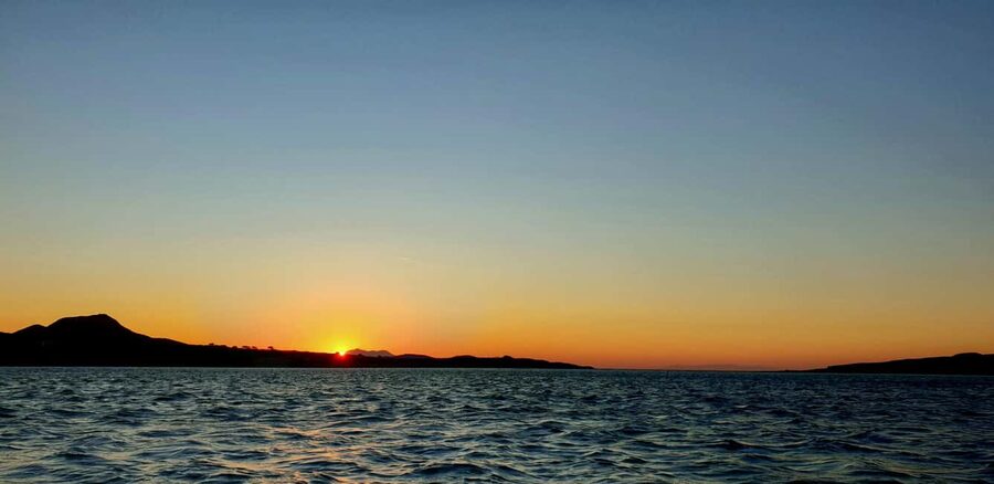 Athens Riviera Private Catamaran Cruise with Meal and Drinks - Five hours from Alimos Marina to the Athenian Riviera