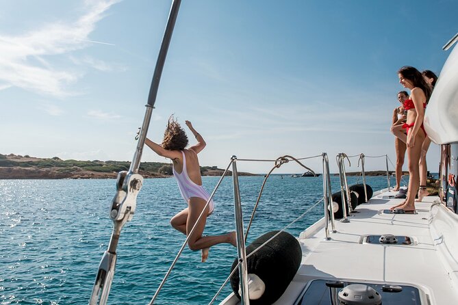 Athens Semi private Morning Catamaran cruise with meal & drinks - What the $169.31 price covers