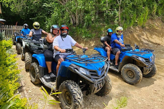 ATV, Zipline, Horseback, Bamboo Rafting & Catamaran Boat Jamaica - Horseback riding and a swim in the Caribbean Sea