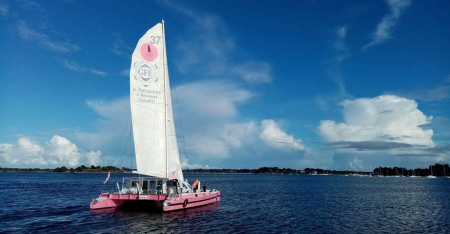 Baden: Gulf of Morbihan Exploration by Catamaran - A possible run toward Arradon and the island of Arz