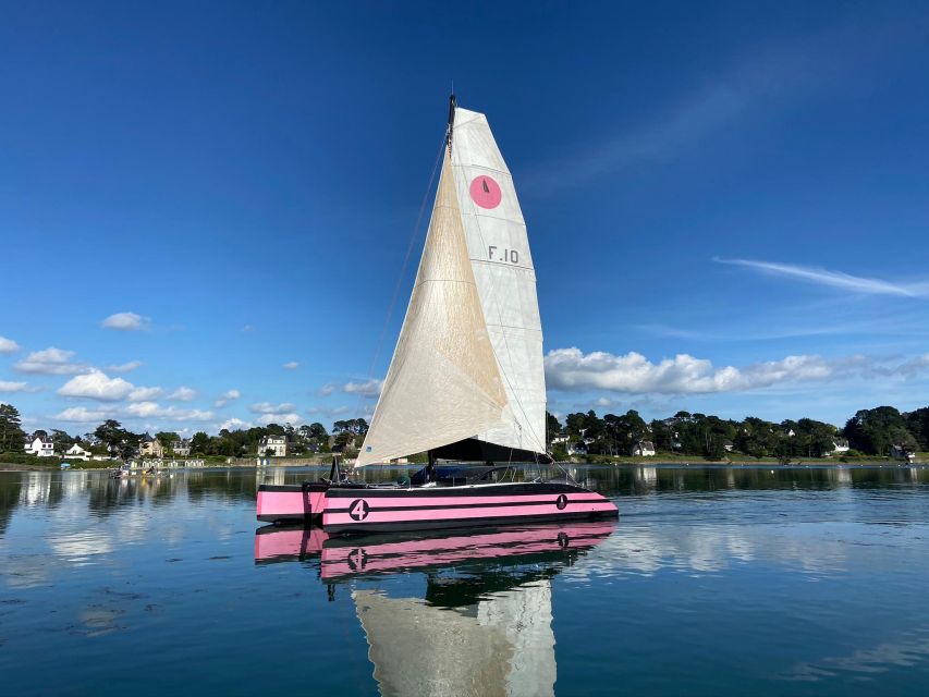 Baden: Gulf of Morbihan Exploration by Catamaran - What the catamaran feels like under way