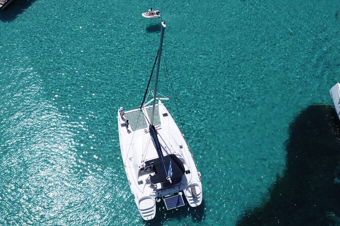 Balos Catamaran Private Sailing Cruise with Lunch - A clean boat and an attentive crew