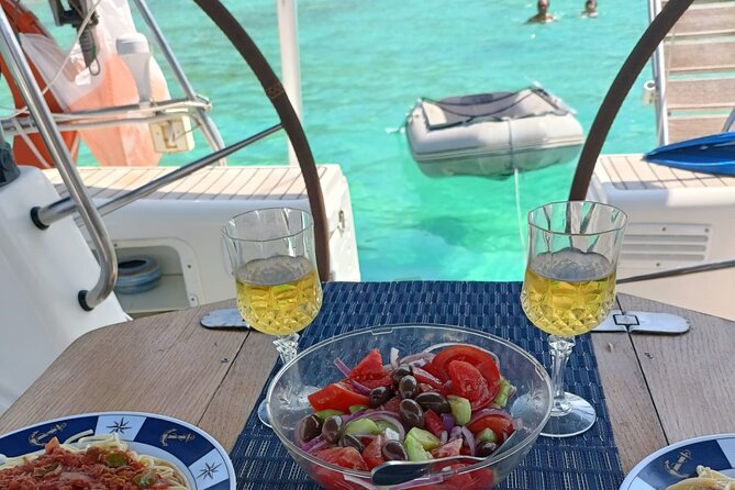 Balos Shared Catamaran Cruise (small groups up to 10 or 22ppl) - A homemade Greek lunch, not just boat snacks