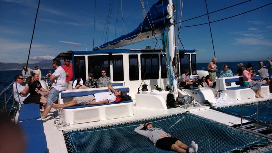 Barcelona: AFTERWORK Catamaran Cruise w/ Music & Drinks - Key points to know before you sail
