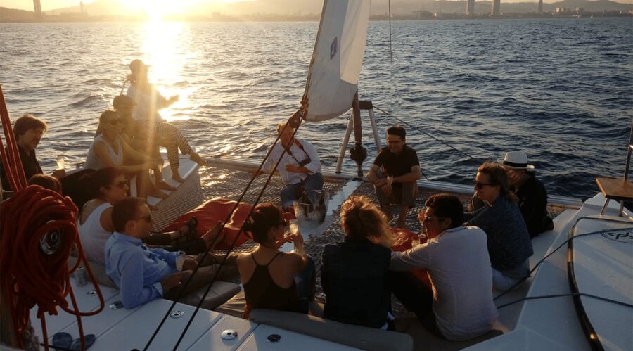 Barcelona: Shared cruise on a catamaran Drink+Local Tapa - Key points to know before booking