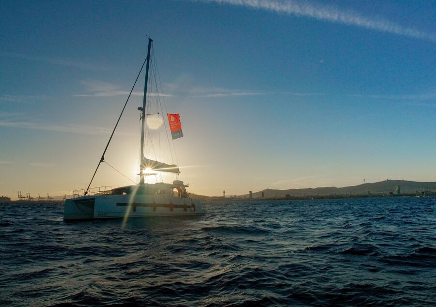 Barcelona: Sunset Catamaran Experience w/ optional Dinner - What the included food really means