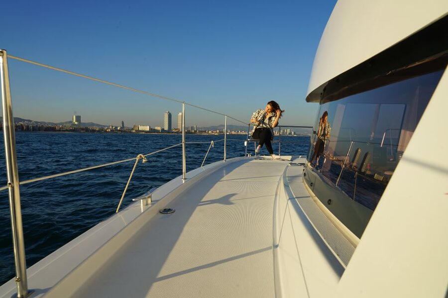 Barcelona: Sunset Catamaran Experience w/ optional Dinner - Who will enjoy this catamaran most