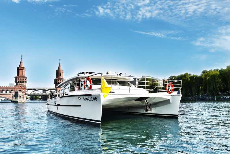 Berlin: Exclusive Boat Tour on a Solar-Powered Catamaran - Why the solar motor changes the ride